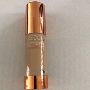 EX1 invisiwear liquid foundation - F200